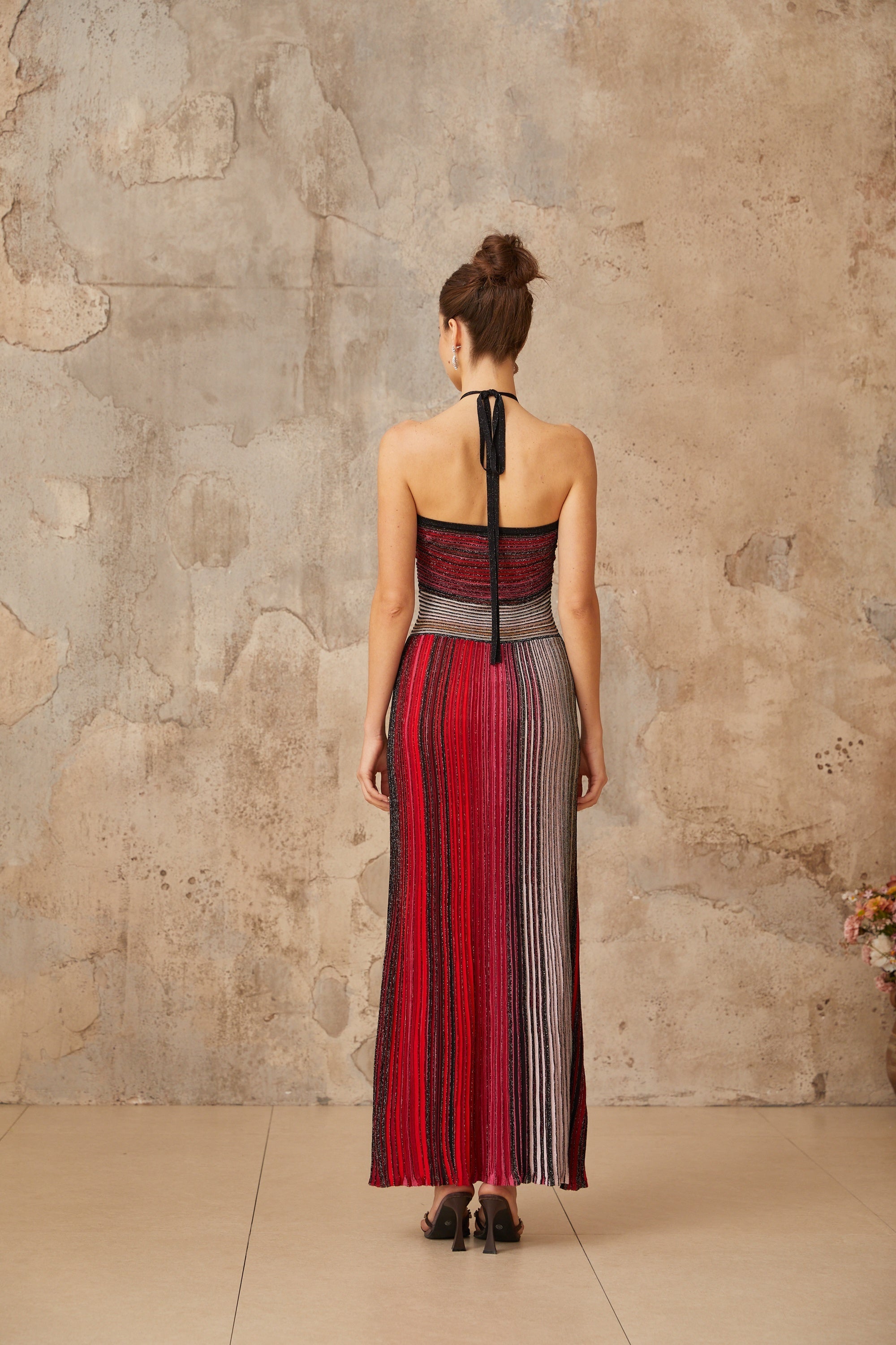 Ulysse – Halterneck Maxi Dress in Red Metallic Knit