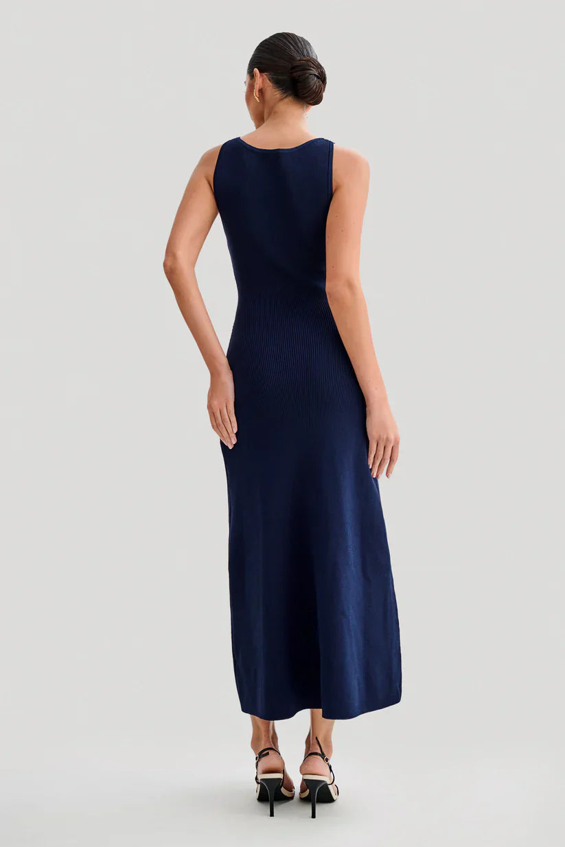 Hilton Dress