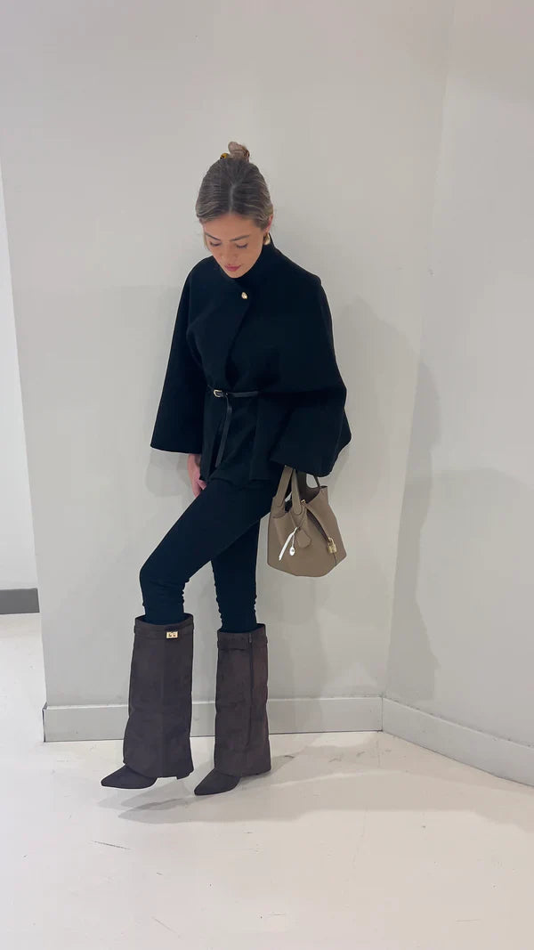 Boots With Lock