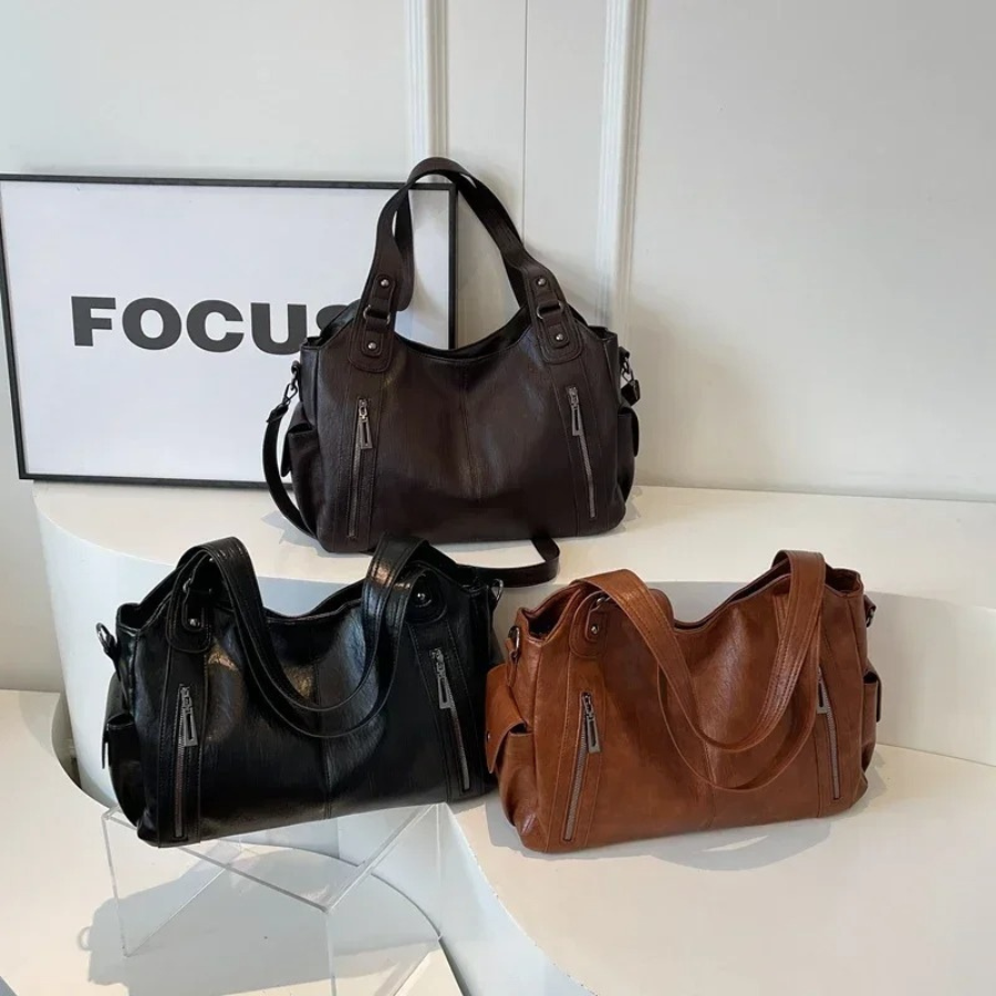 Essential Shoulder Bag