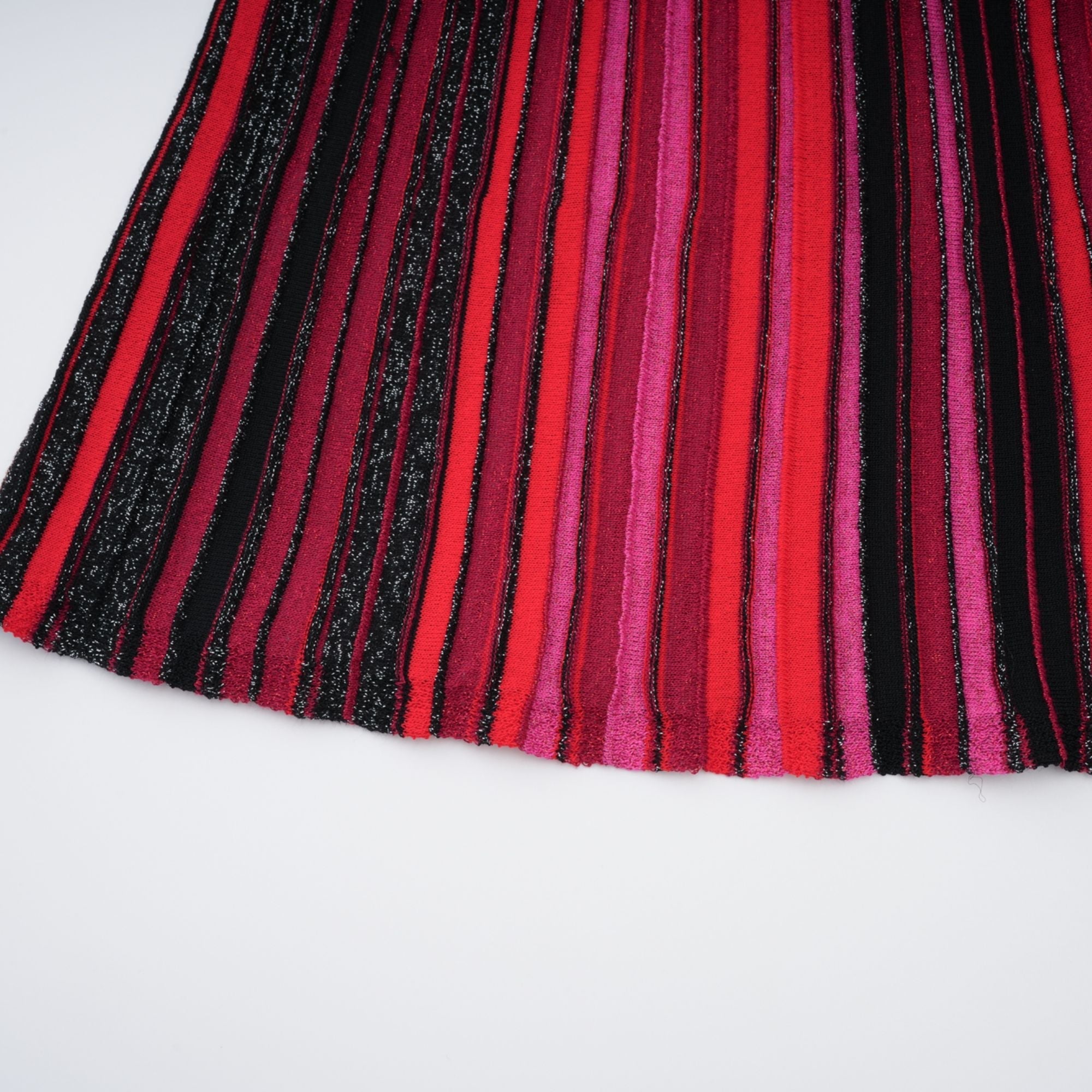 Ulysse – Halterneck Maxi Dress in Red Metallic Knit