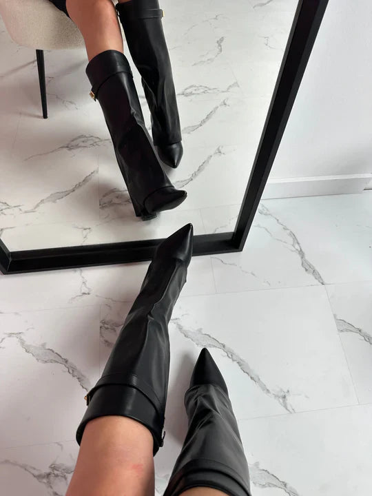 Boots With Lock