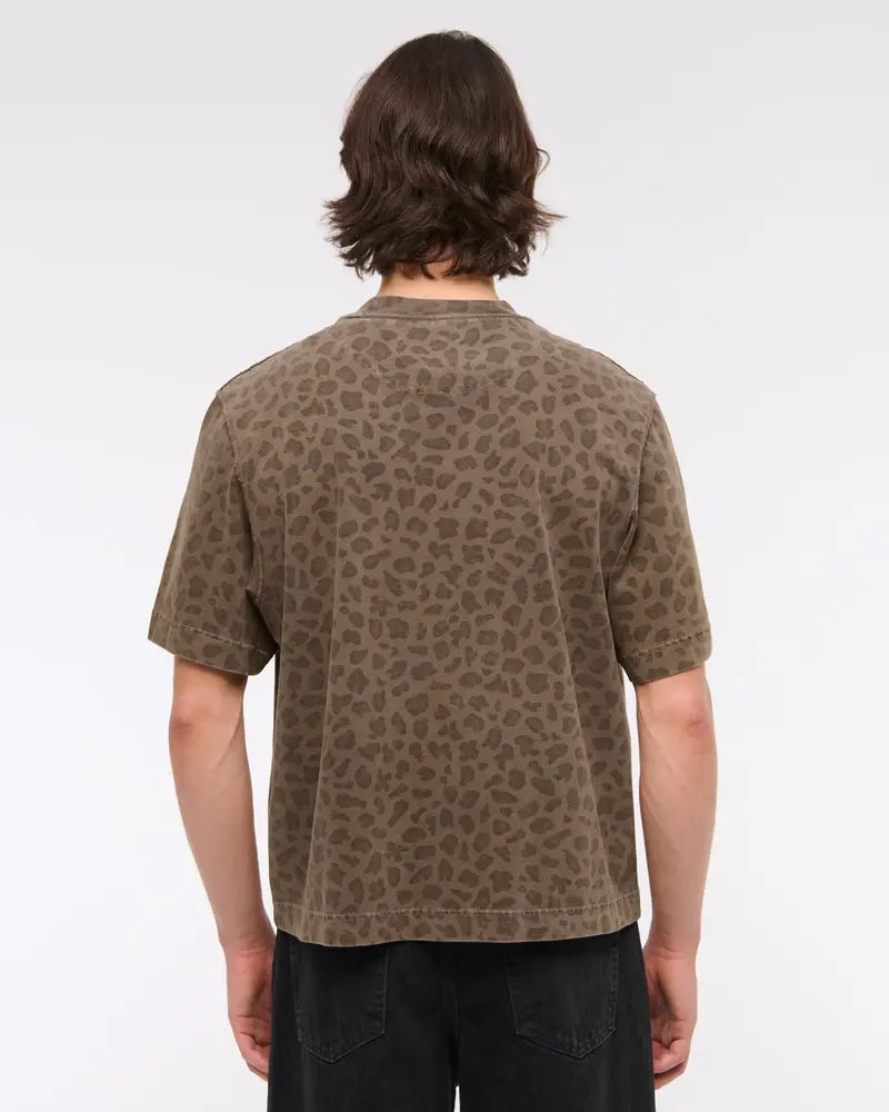 Unisex Leopard t-shirt