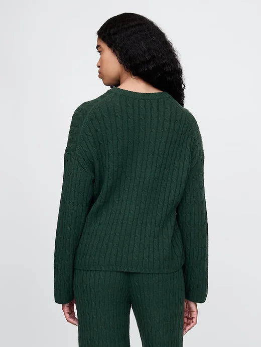 Cable Pattern Sweater + FREE Joggers