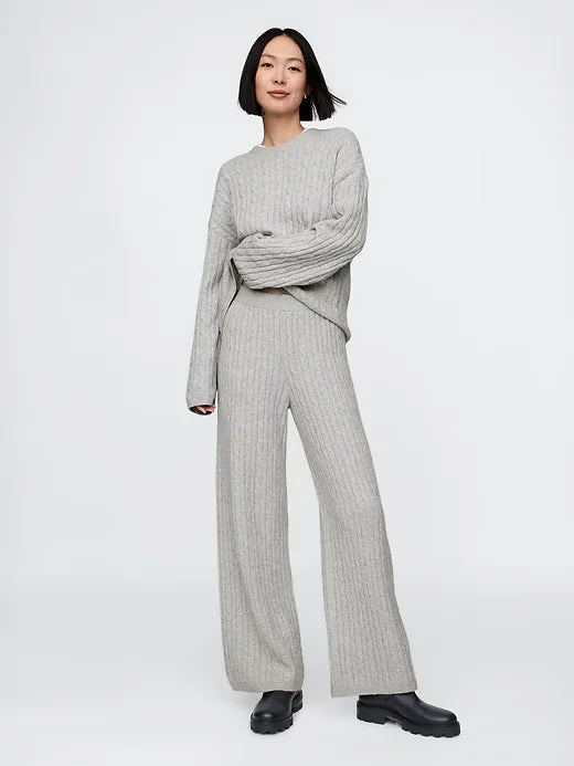 Cable Pattern Sweater + FREE Joggers